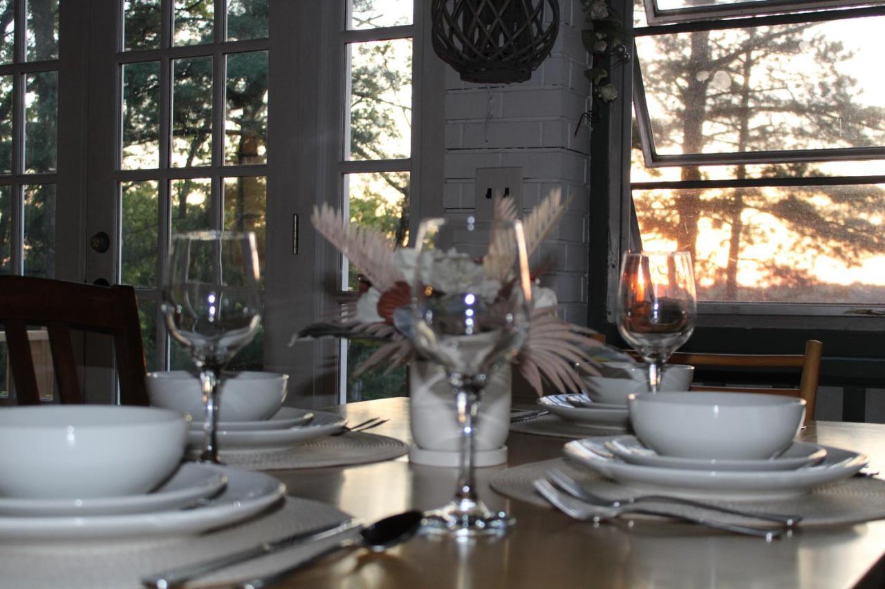 The Hillside B&B. Home W/ Breakfast Service! วิสคอนซินเดลส์ ภายนอก รูปภาพ